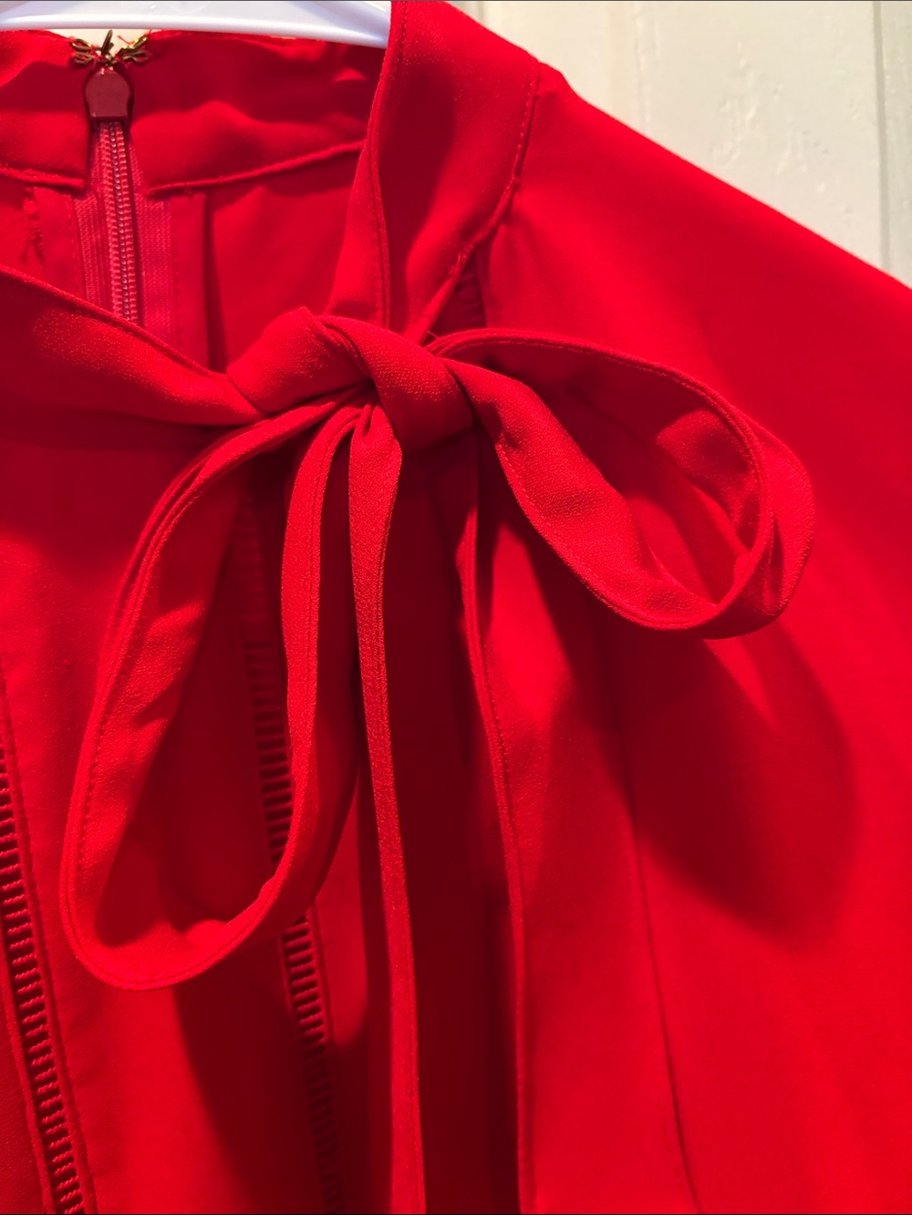 Lauren Ralph Lauren Red Tie Neck Bow Blouse Long Sleeve Career size 8 - Picture 3 of 6